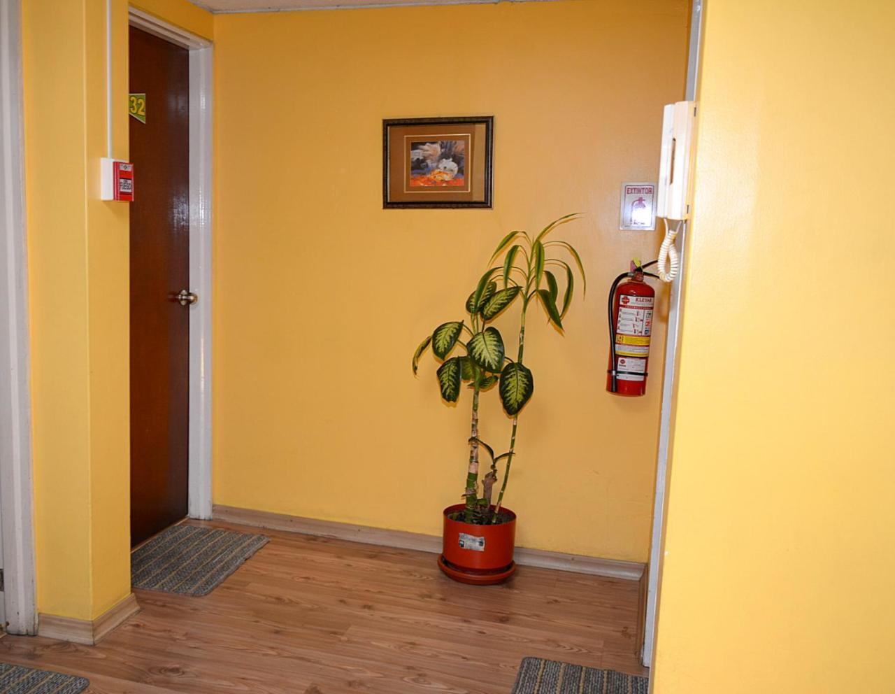 Hostal Terra 1 - Andalucia Quito Ngoại thất bức ảnh